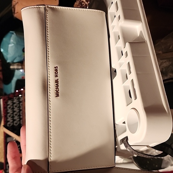 Nwt Mk Handbag - Picture 5 of 7